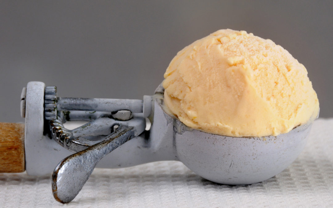 EASY and DELICIOUS Peach Ice-Cream Recipe